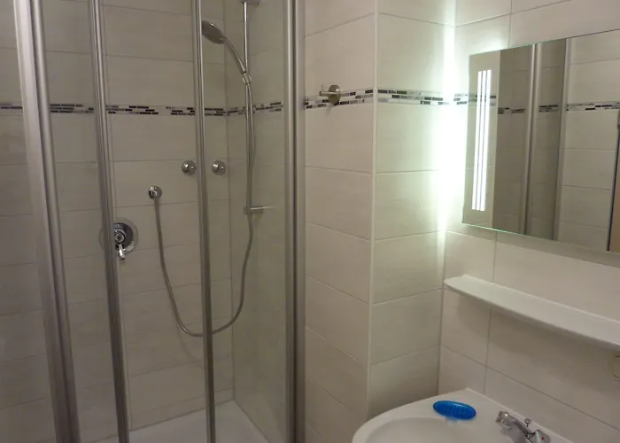 Apartmenthaus Sonnenschein - Chiemgau Karte 公寓 *